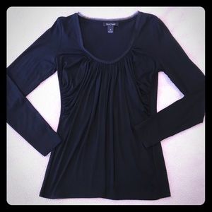 Beautiful White House Black Market top